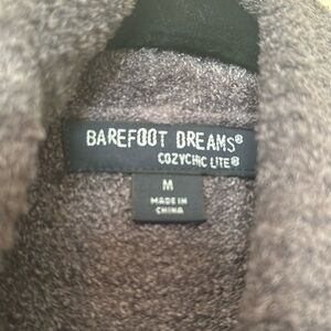 Barefoot dreams scalloped Cozychic Lite cardigan